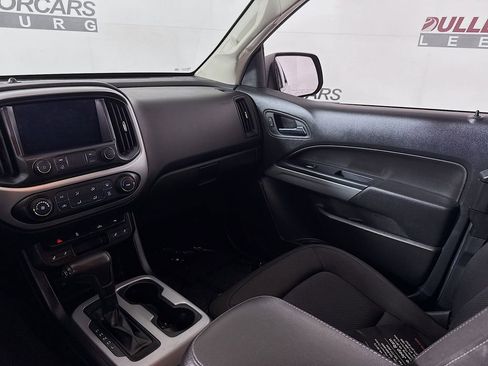 Used 2021 Chevrolet Colorado LT w/ LT Convenience Package image 23