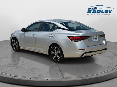 Used 2021 Nissan Sentra SV FWD image 4