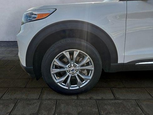 Certified 2023 Ford Explorer XLT w/ Equipment Group 202A AWD/4WD image 27