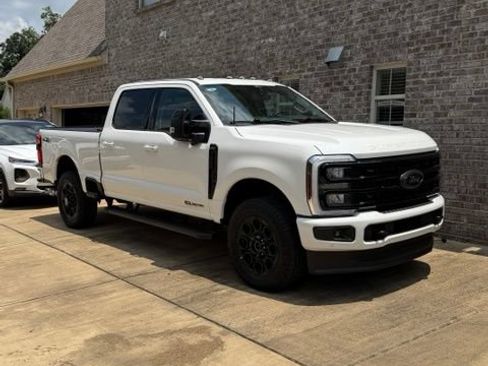 Certified 2024 Ford F250 Lariat w/ Lariat Ultimate Package AWD/4WD image 1