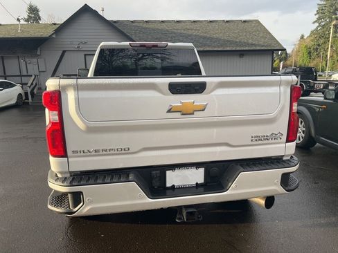 Used 2023 Chevrolet Silverado 2500 High Country image 6