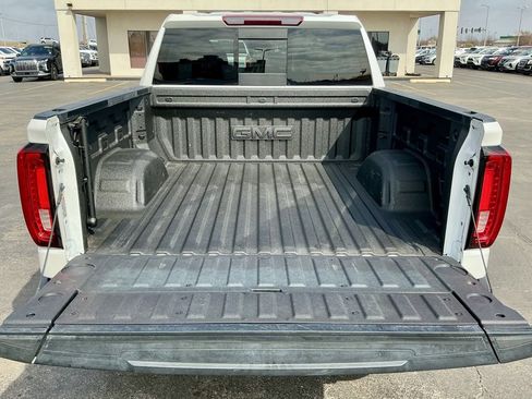 Used 2024 GMC Sierra 1500 SLT w/ SLT Premium Plus Package image 18