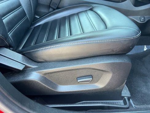 Used 2023 Ford Edge SEL image 12