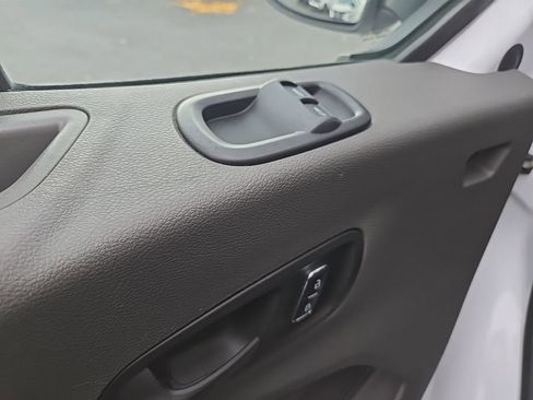 Used 2022 Ford Transit 350 XLT image 10