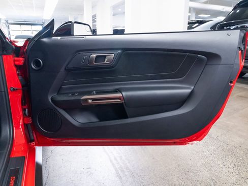 Used 2017 Ford Mustang Shelby GT350 image 15