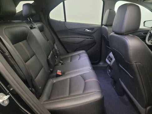 Used 2023 Chevrolet Equinox Premier image 19
