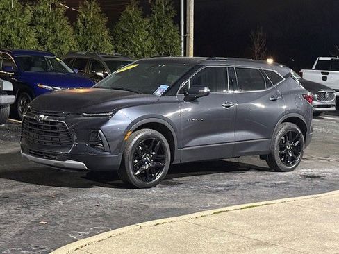 Used 2022 Chevrolet Blazer LT image 2