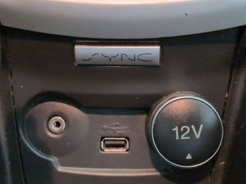 Used 2019 Ford Fiesta SE image 32