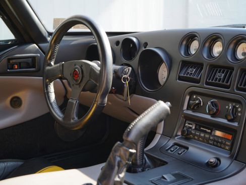 Used 1994 Dodge Viper RT/10 image 45