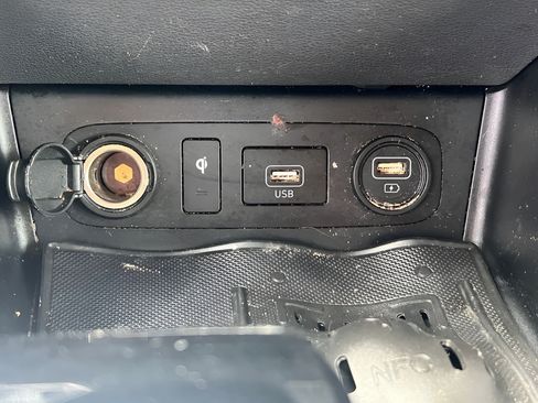 Used 2020 Hyundai Sonata SEL w/ Premium + Sunroof Package FWD image 28