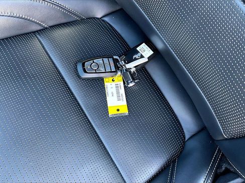 Used 2024 Ford Mustang GT Premium image 29