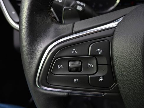 Used 2023 Buick Envision Avenir image 36