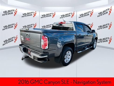 Used 2016 GMC Canyon SLE image 3