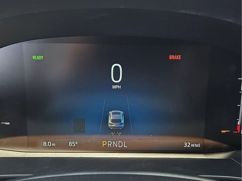 New 2025 Ford Escape ST-Line w/ Equipment Group 301A image 18