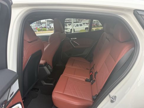 New 2026 BMW X2 xDrive28i image 11