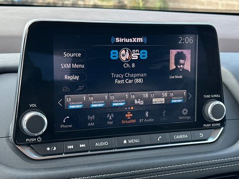 Used 2023 Nissan Rogue SV image 18