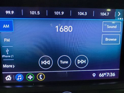 Used 2019 Chevrolet Blazer LT image 25