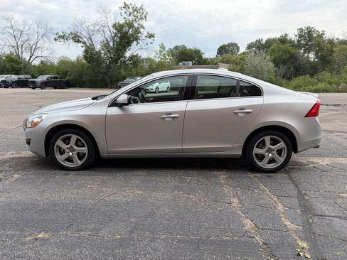 Used 2012 Volvo S60 T5 FWD image 4