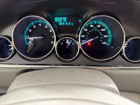 Used 2017 Buick Enclave Leather FWD image 15