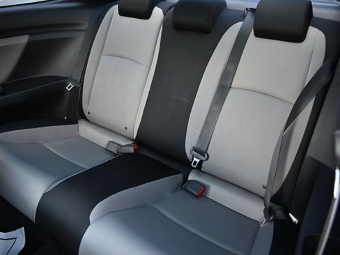 Used 2018 Honda Civic EX-T image 17