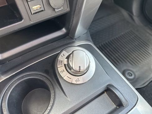 Used 2023 Toyota 4Runner SR5 Premium w/ Moonroof Package AWD/4WD image 33