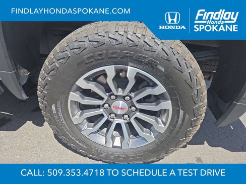 Used 2021 GMC Sierra 1500 AT4 w/ AT4 Value Package AWD/4WD image 13