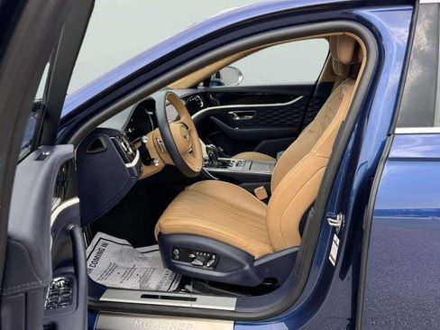 Used 2023 Bentley Flying Spur W12 AWD/4WD image 18