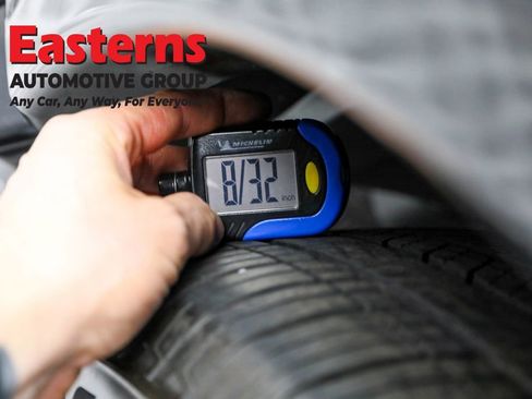 Used 2024 Nissan Ariya AWD image 29