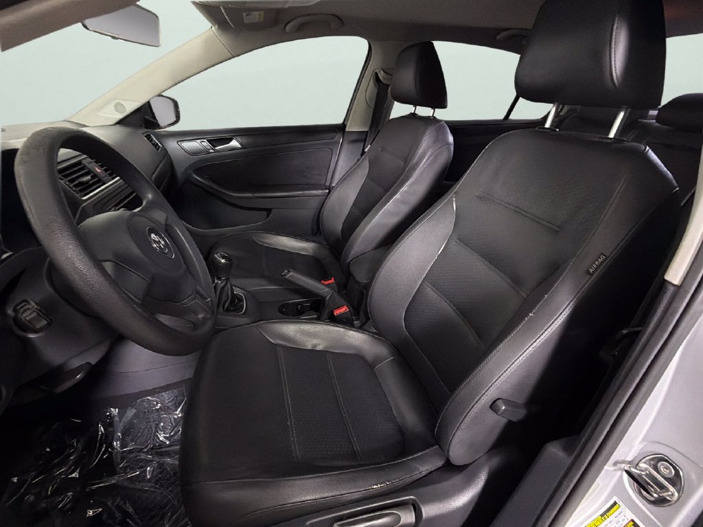 Used 2014 Volkswagen Jetta SE FWD image 17