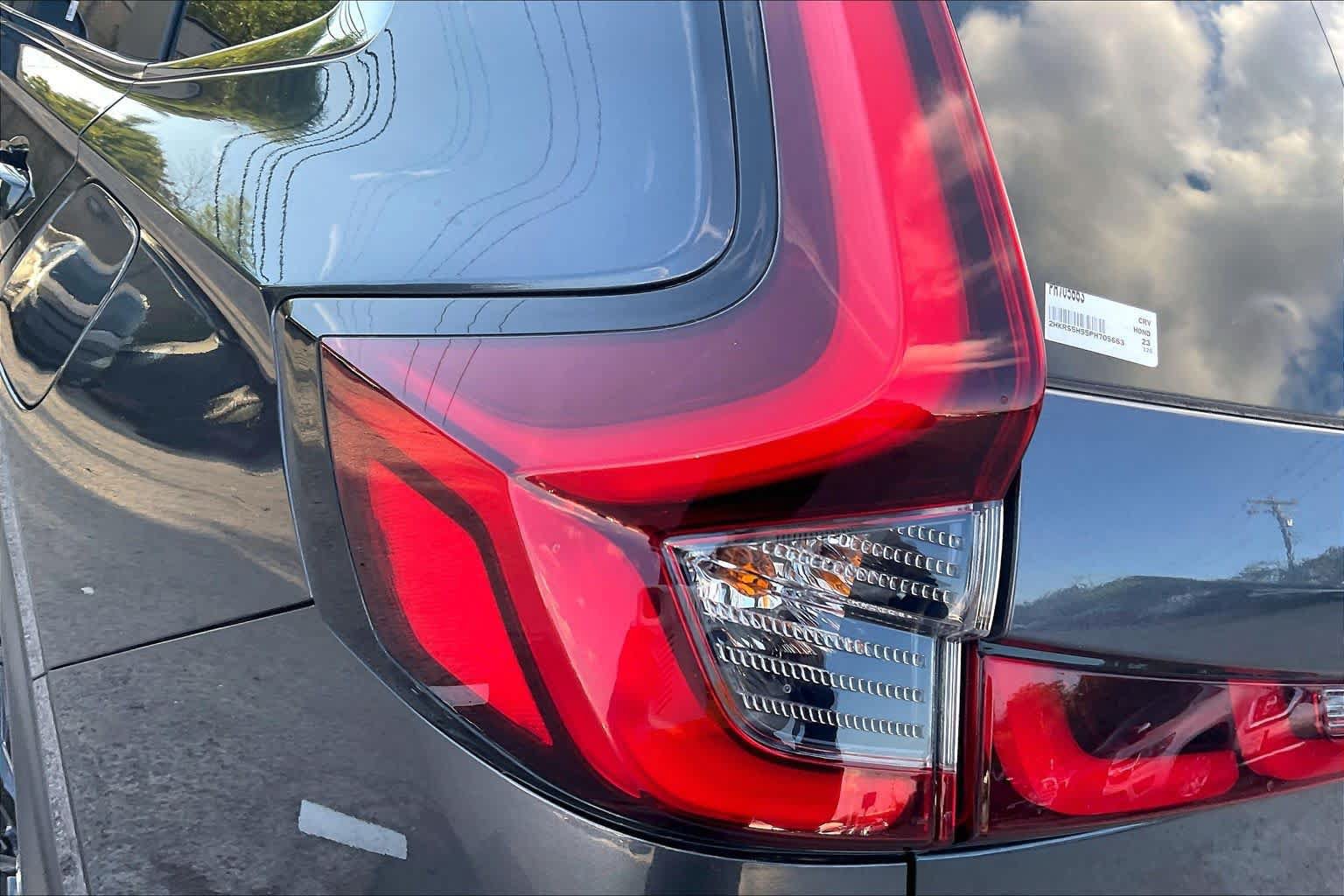 Used 2023 Honda CR-V Sport image 28