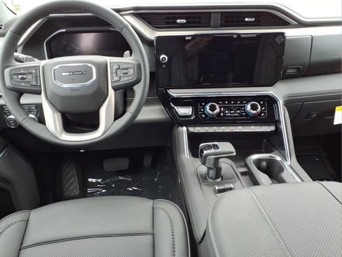 New 2026 GMC Sierra 1500 Denali w/ Denali Reserve Package AWD/4WD image 8