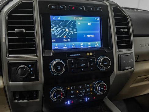 Used 2020 Ford F350 Lariat w/ Lariat Value Package image 23