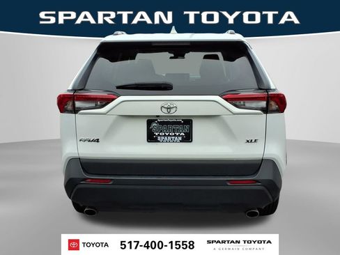 Used 2024 Toyota RAV4 XLE FWD image 7