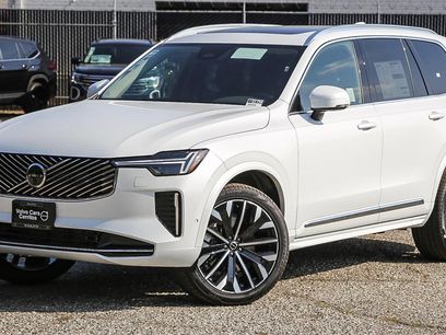 New 2025 Volvo XC90 B6 Plus w/ Protection Package Premier