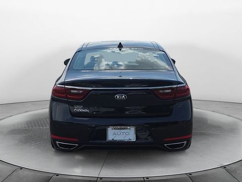 Used 2017 Kia Cadenza Premium w/ Luxury Package FWD image 4