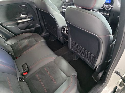 Certified 2025 Mercedes-Benz GLA 250 image 27