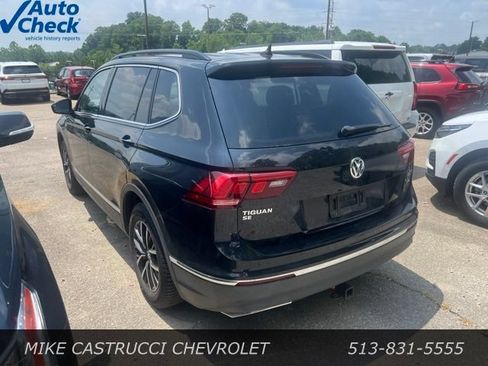 Used 2021 Volkswagen Tiguan SE w/ Panoramic Sunroof Package AWD/4WD image 4