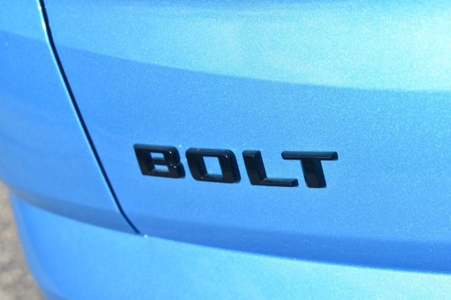 New 2027 Chevrolet Bolt LT w/ Comfort Package FWD image 16