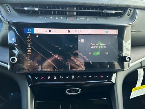 New 2026 Jeep Grand Cherokee Altitude AWD/4WD image 10