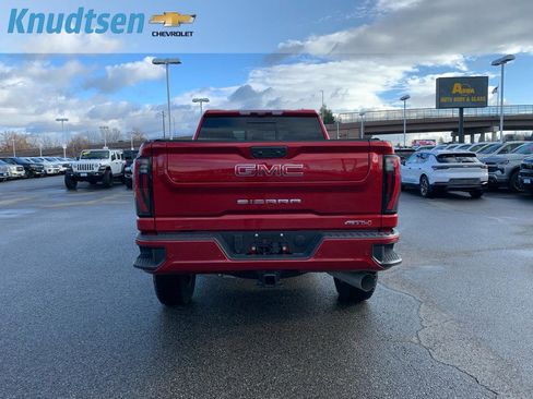 Used 2025 GMC Sierra 2500 AT4 w/ AT4 Premium Plus Package image 6