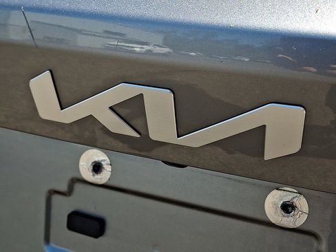 Certified 2022 Kia Sorento S AWD/4WD image 30