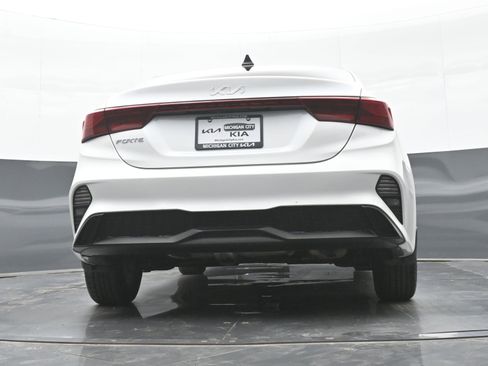 Used 2023 Kia Forte LXS w/ LXS Technology Package FWD image 38