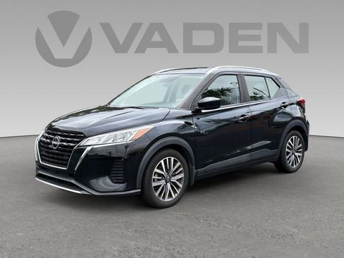 Used 2022 Nissan Kicks SV FWD image 20