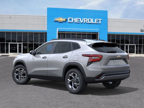 New 2026 Chevrolet Trax LT w/ Driver Confidence Package image 27