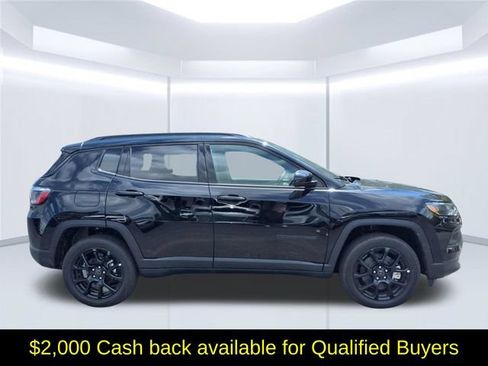 New 2026 Jeep Compass Latitude AWD/4WD image 2