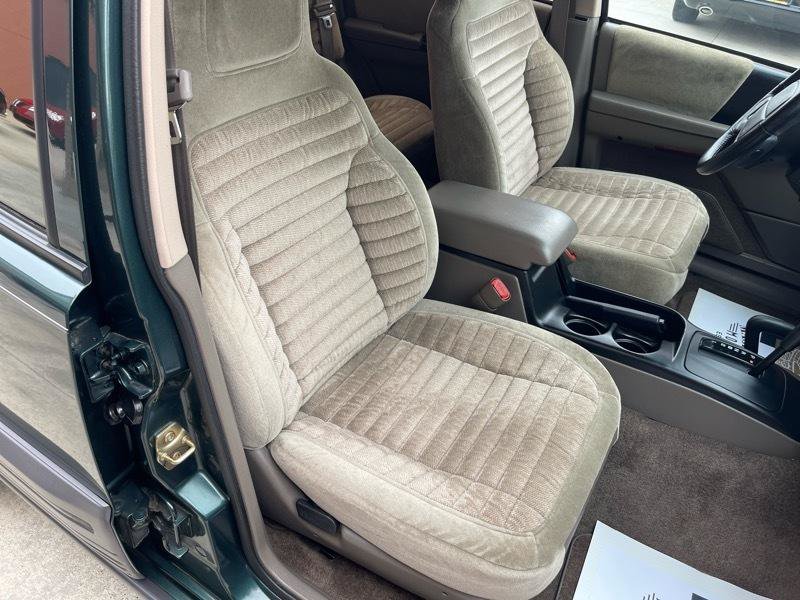 Used 1994 Jeep Grand Cherokee Laredo AWD/4WD image 43