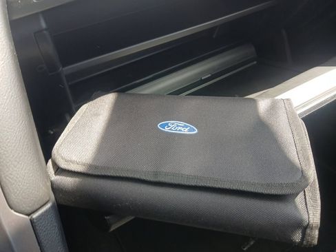 Used 2020 Ford Fusion SE FWD image 39