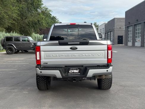Used 2022 Ford F250 Lariat w/ Black Appearance Package AWD/4WD image 11