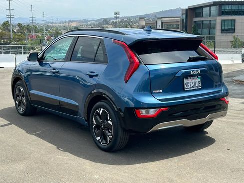 Used 2024 Kia Niro Wind FWD image 7