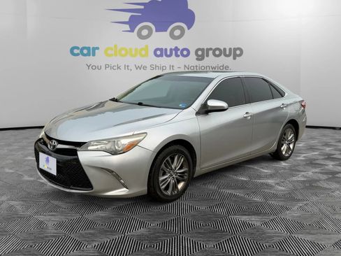 Used 2016 Toyota Camry SE FWD image 1